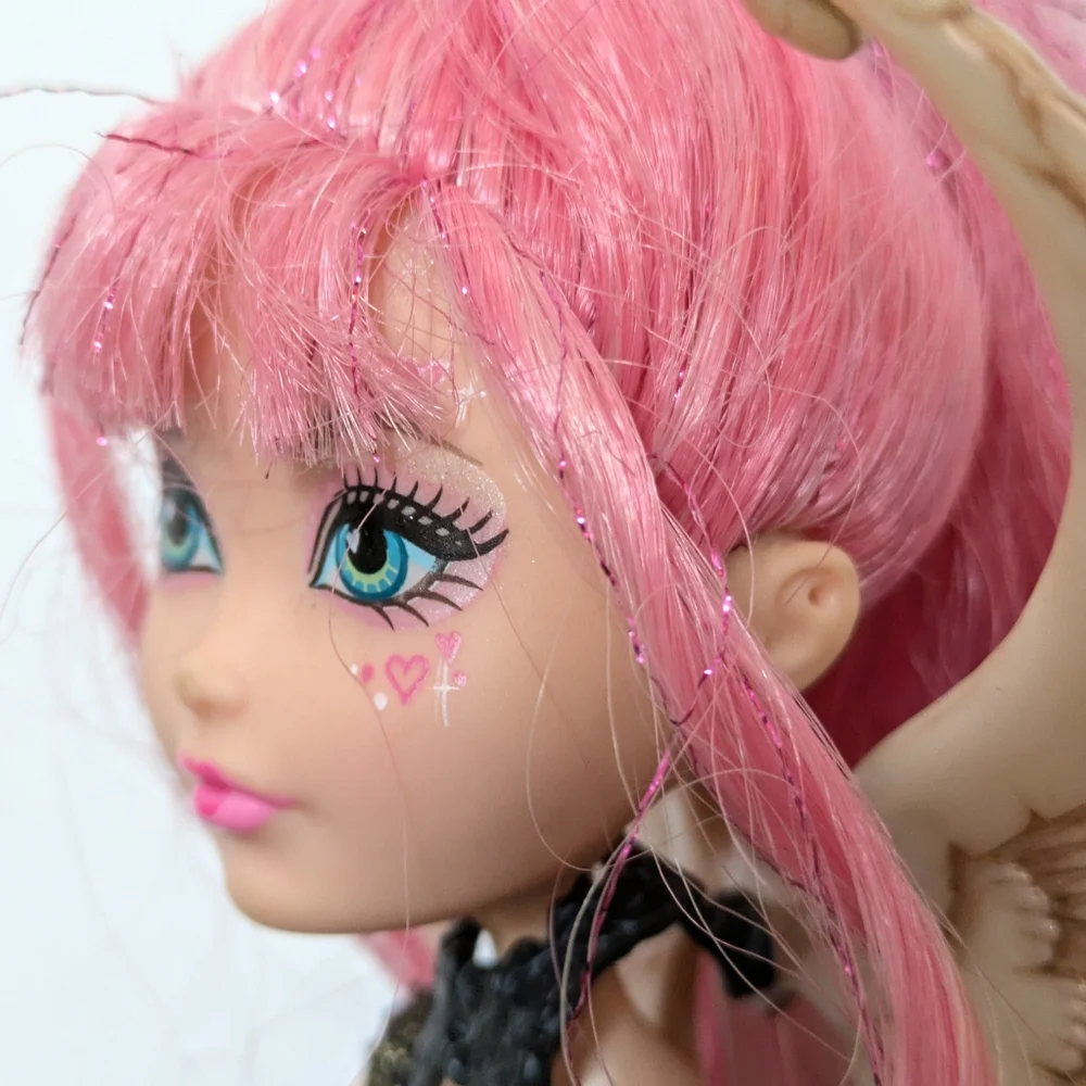 Ever After High Thronecoming C. A. Cupid Doll 2013 Mattel And Accessories, Stand